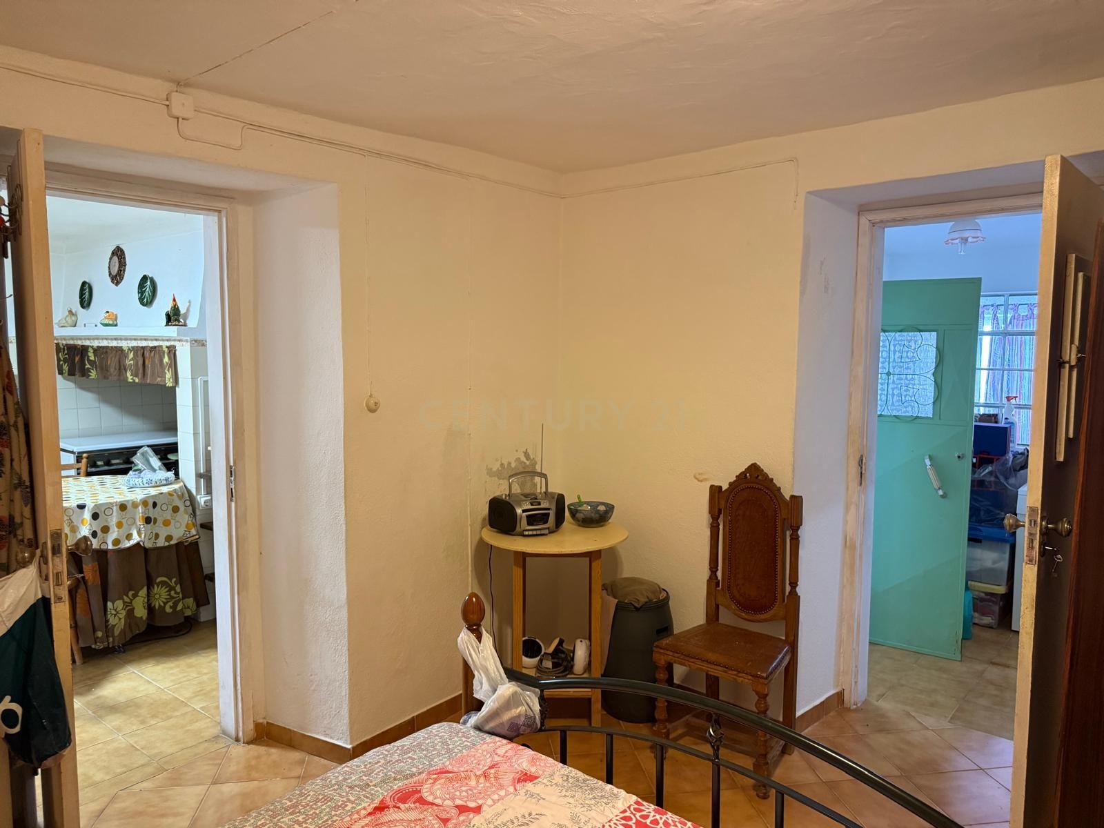 Fotografia 12 de Moradia T3 com garagem e cerca de 1.600 m² de terreno | Seda – Alter do Chão