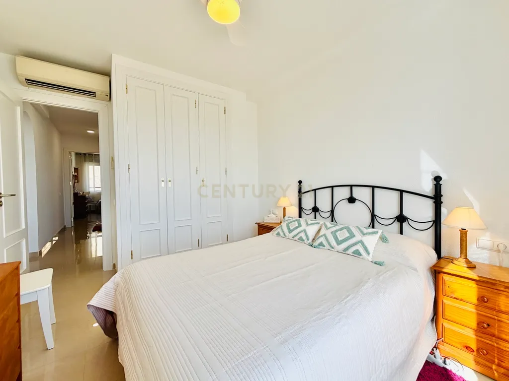2 quartos | 2 casas de banho | Terraço com vistas para o mar, o golfe e os pores do sol - Image 27