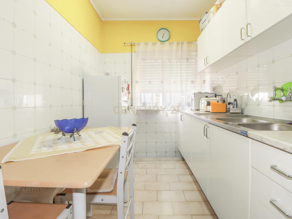 Apartamento T1 em  Farinheiras - Aldeia de Paio Pires - Seixal - Image 3