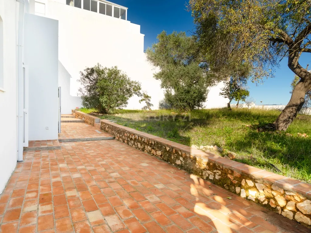 CASA PONTE VELHA – 2 CASAS TOTALMENTE RENOVADAS COM GRANDES JARDINS E VISTAS PANORÂMICAS - Image 41