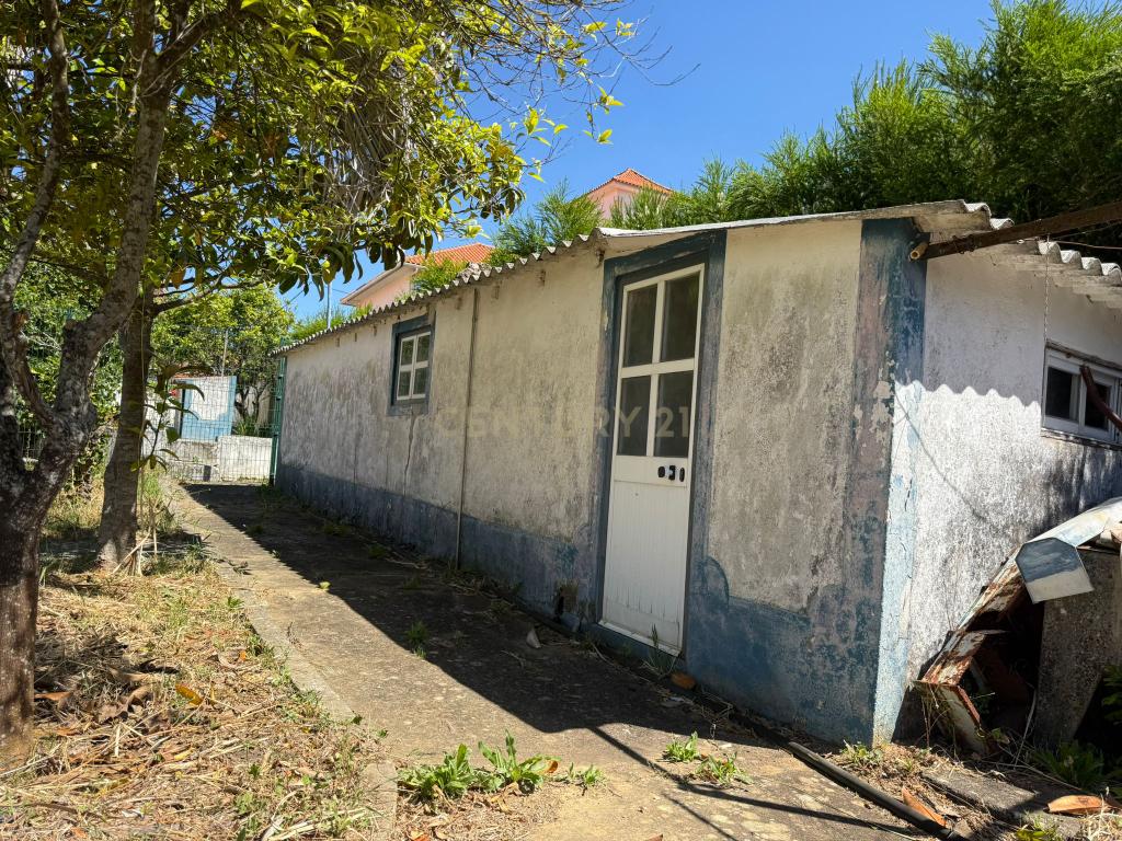 Moradias inseridas em terreno de 2400 m2 - Image 29