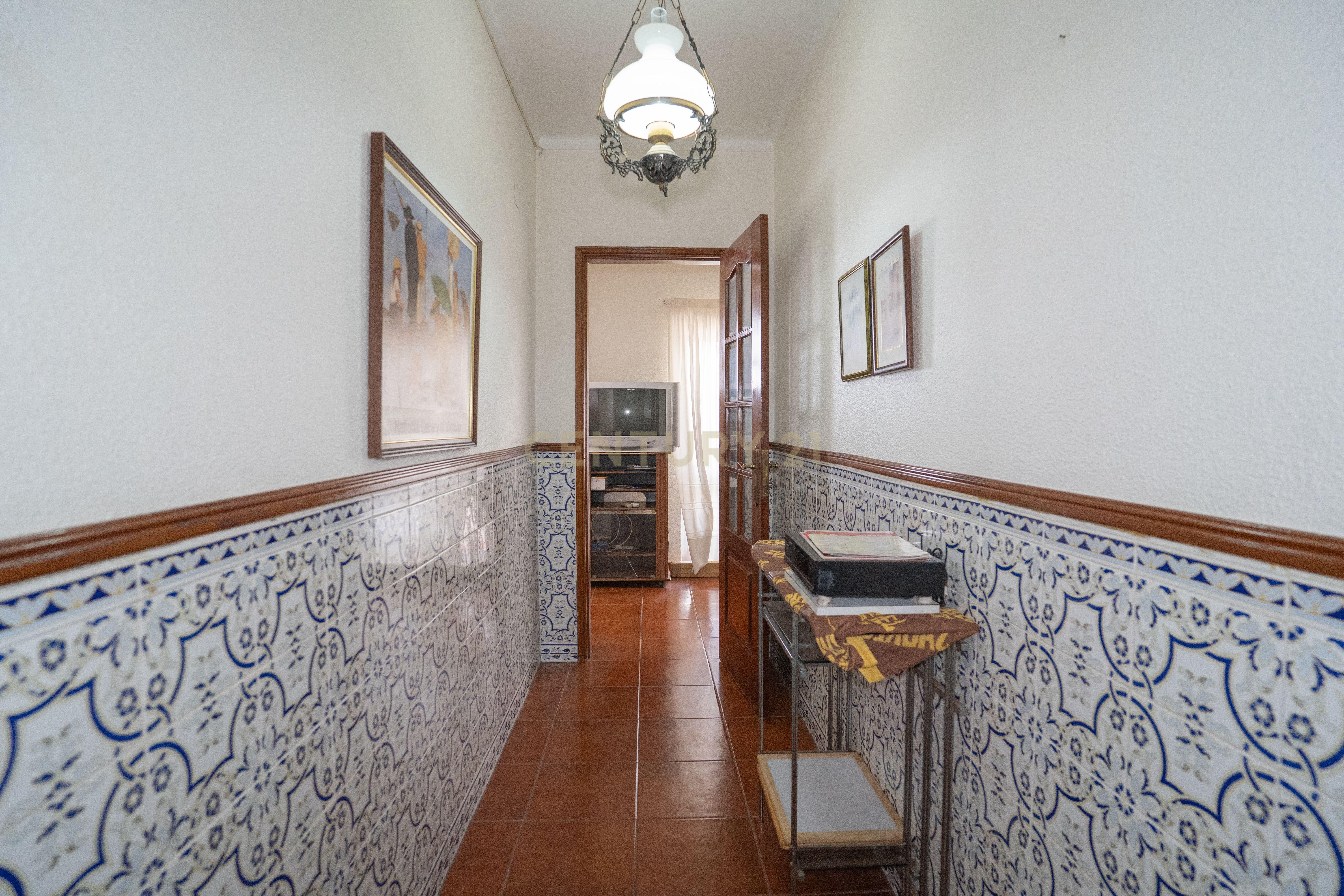 Fotografia 11 de Apartamento T4 localizado no Bairro dos Arneiros, em Caldas da Rainha