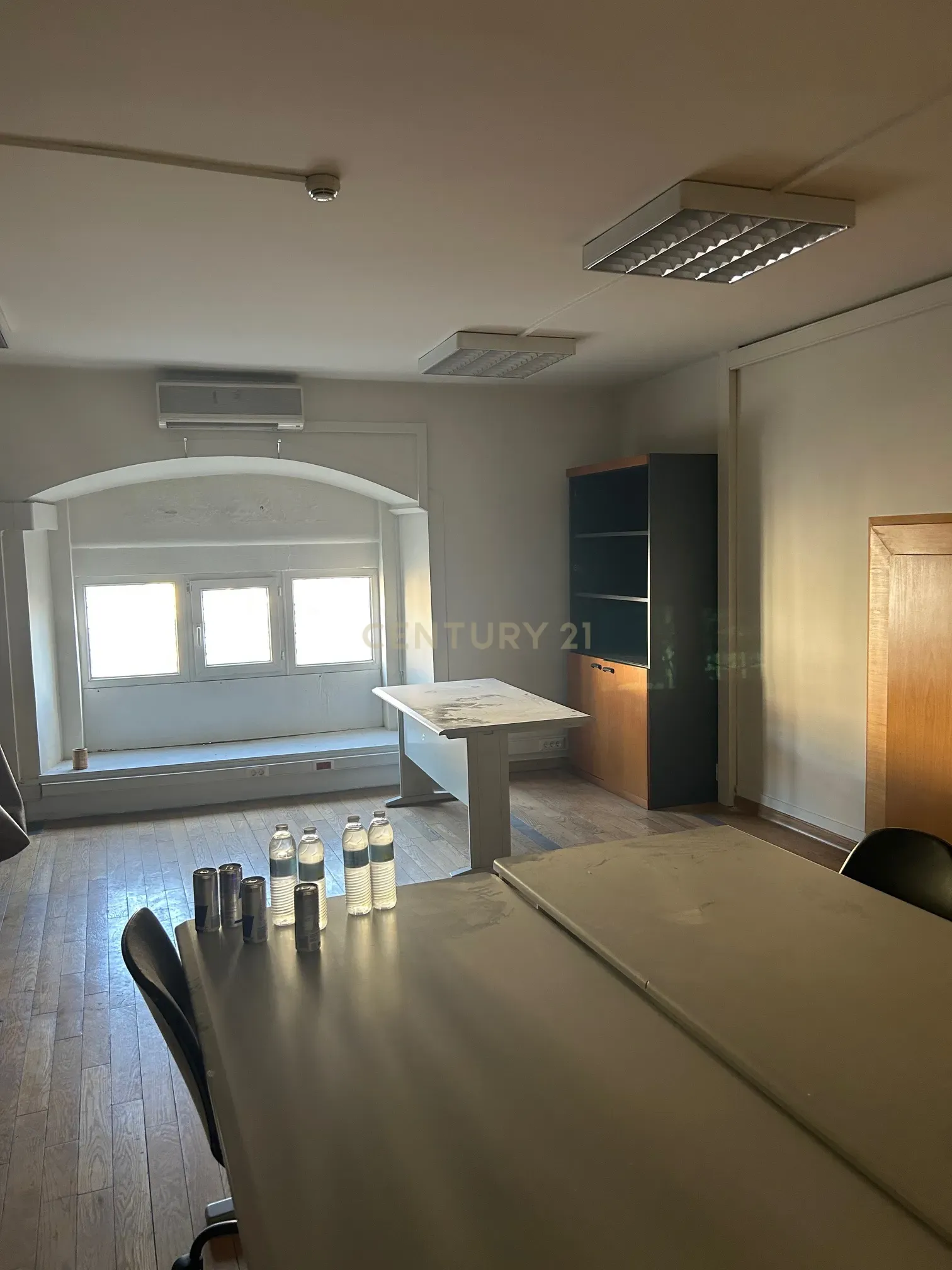 Escritório para Arrendamento na Baixa de Lisboa – Pronto a utilizar - Image 4