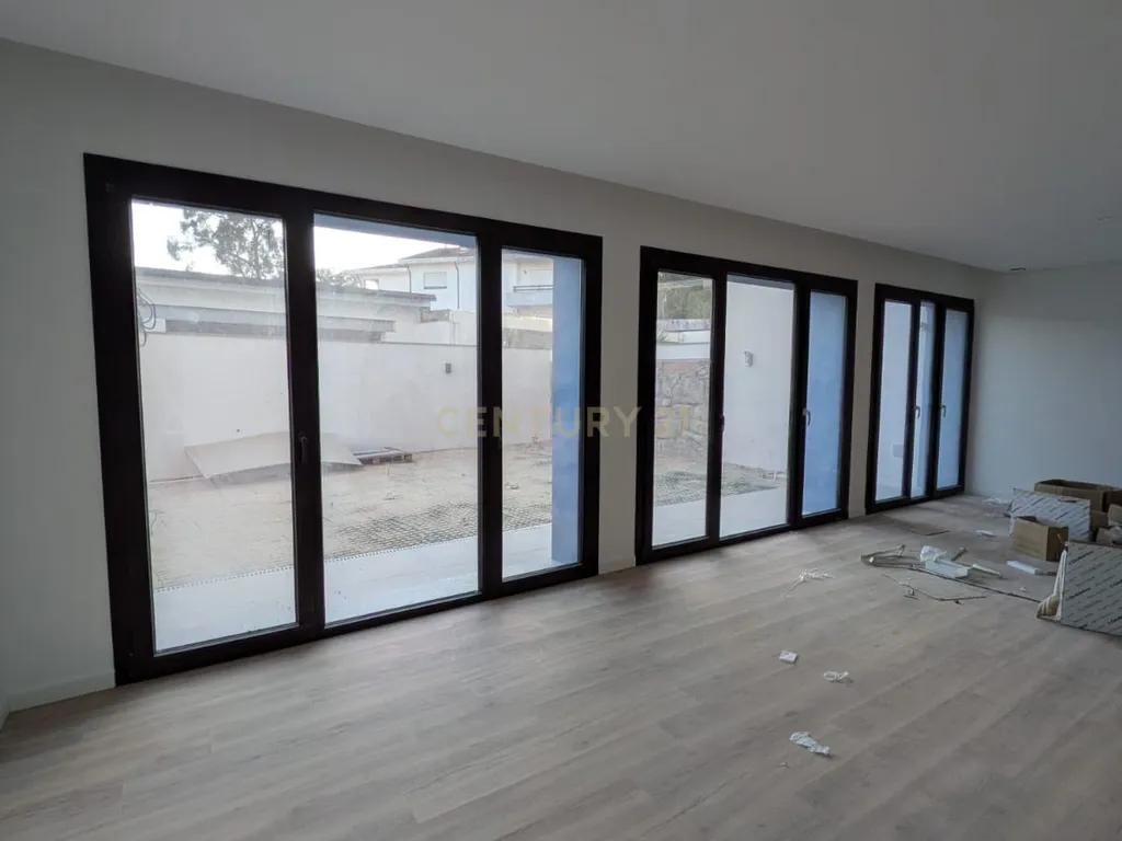 ApartamentoT2 | Campanhã | Próximo Metro - Image 2