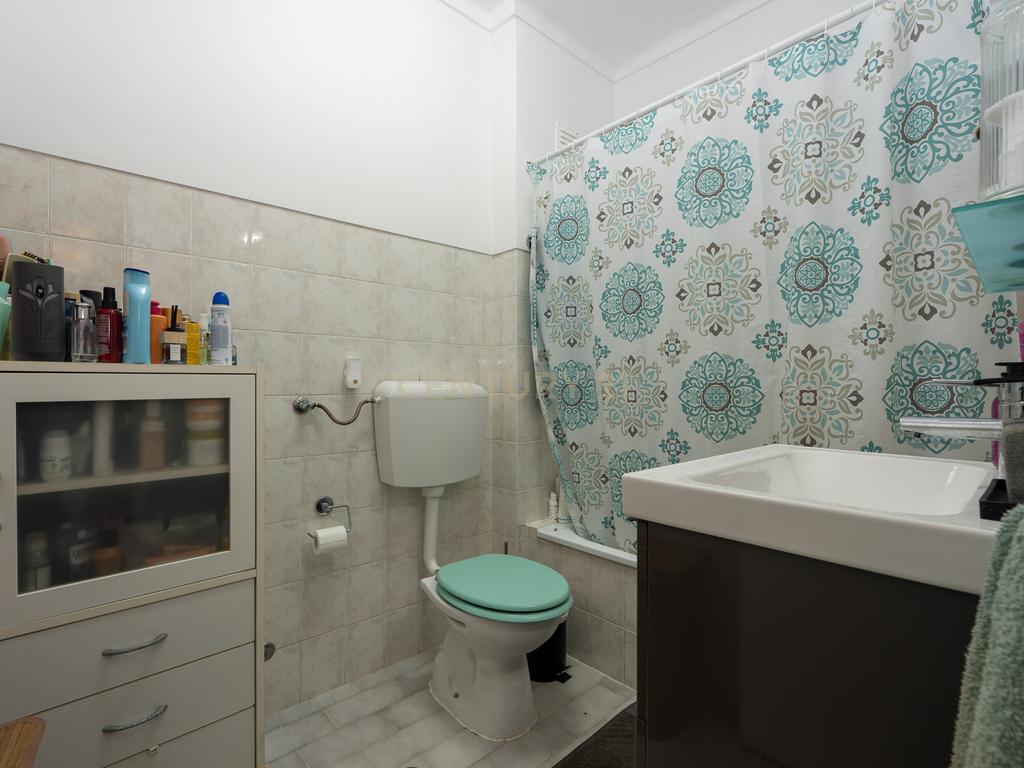 🏡 Oportunidade única: T2 espaçoso, com  varanda e localização privilegiada! - Image 15