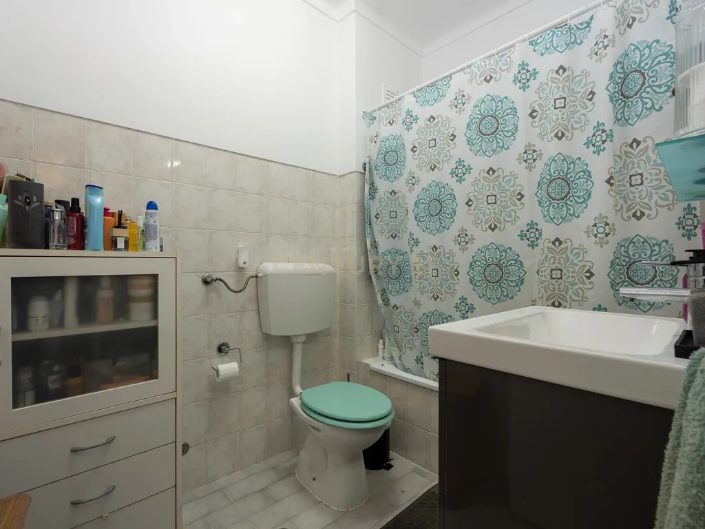 🏡 Oportunidade única: T2 espaçoso, com varanda e localização privilegiada! - Image 15