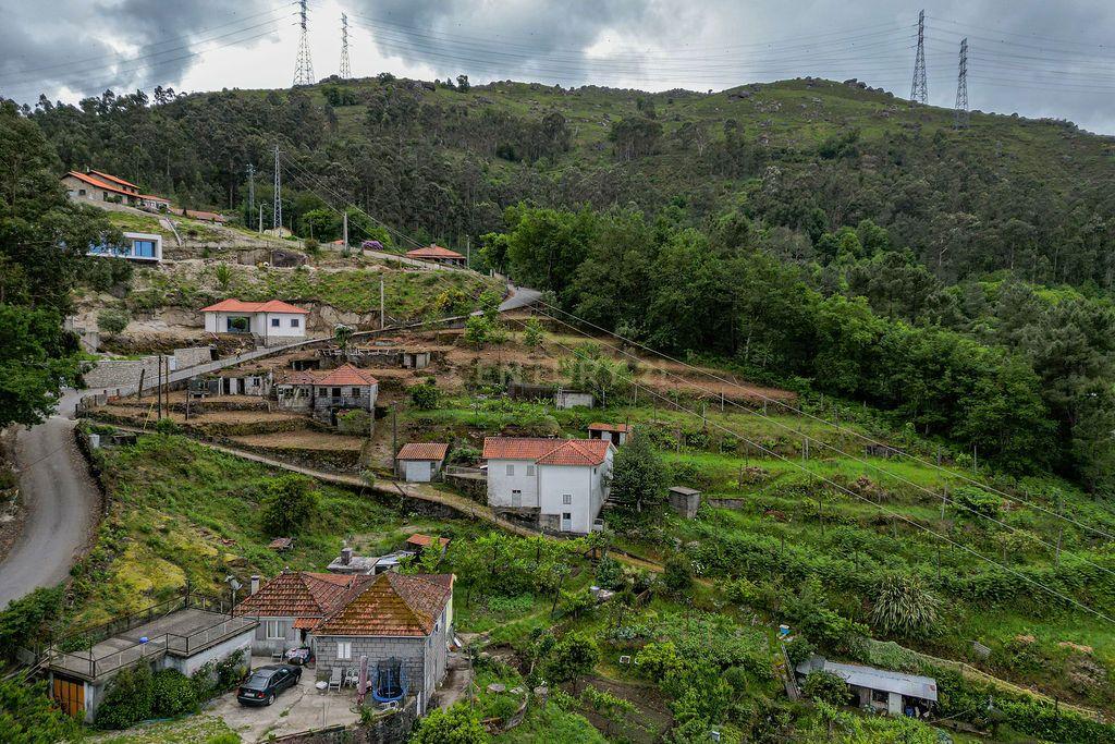 Fotografia 6 de Moradia para venda Louredo - Vieira do Minho
