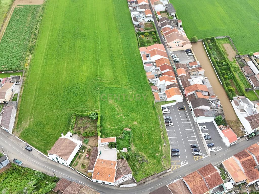  Terreno e Ruina com Potencial em Ribeira Grande - Image 7