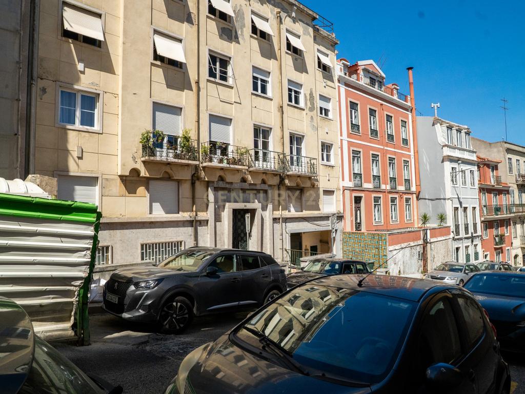 Apartamento T4 à venda na Rua de Santana à Lapa, Nº 24 - Image 2