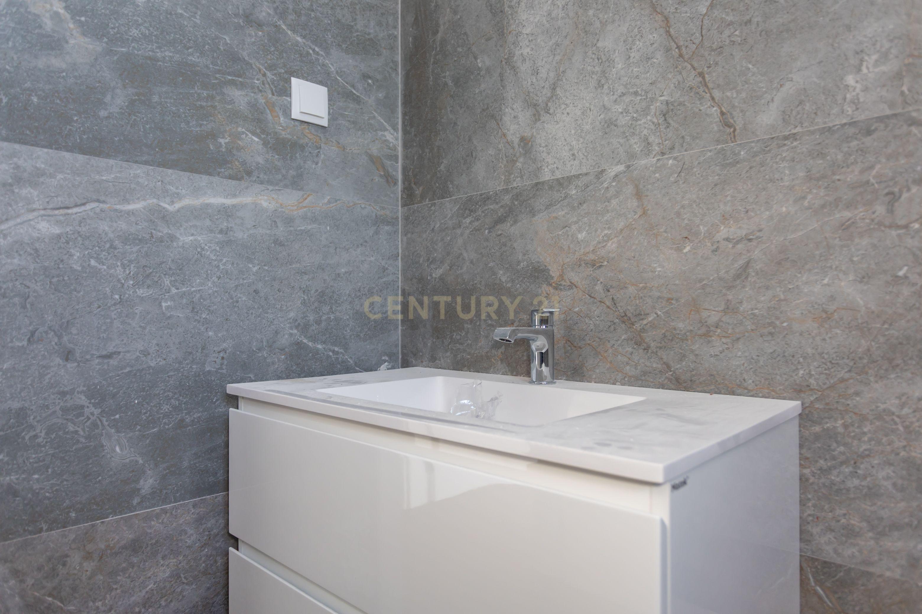Fotografia 10 de Moradia T3 Térrea Isolada com 3 suítes | Quinta do Anjo