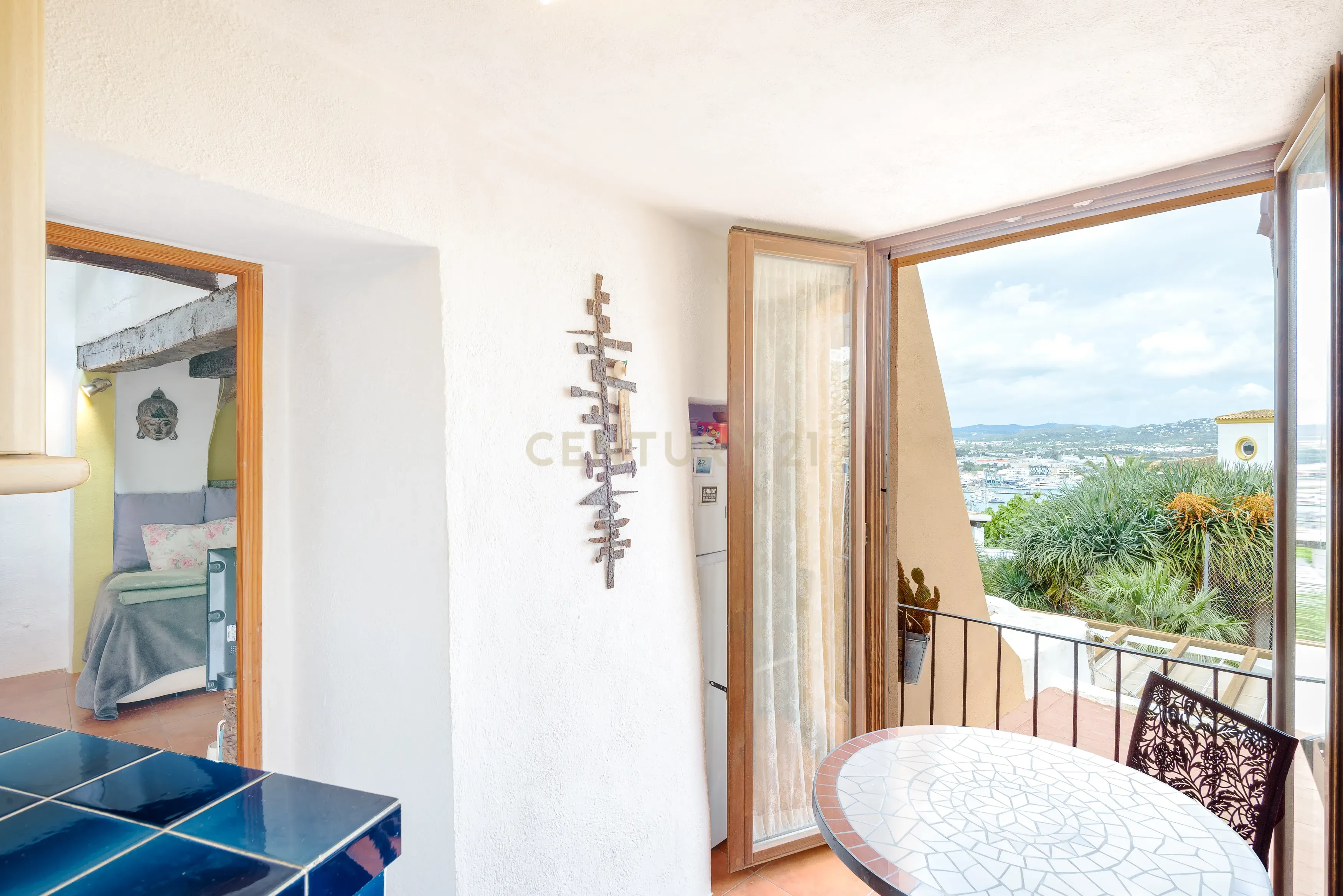 À venda: Casa histórica com grande potencial em Dalt Vila – Ibiza - Image 21