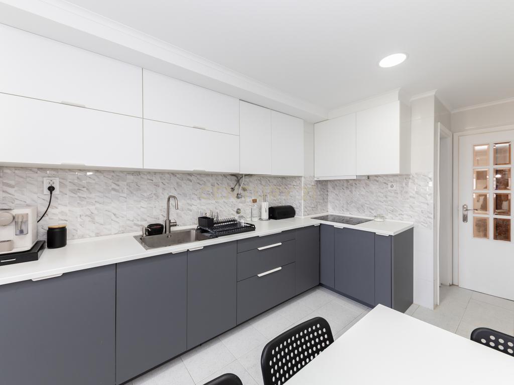 Apartamento T2, nos Fidalguinhos - Barreiro - Lavradio - Image 27