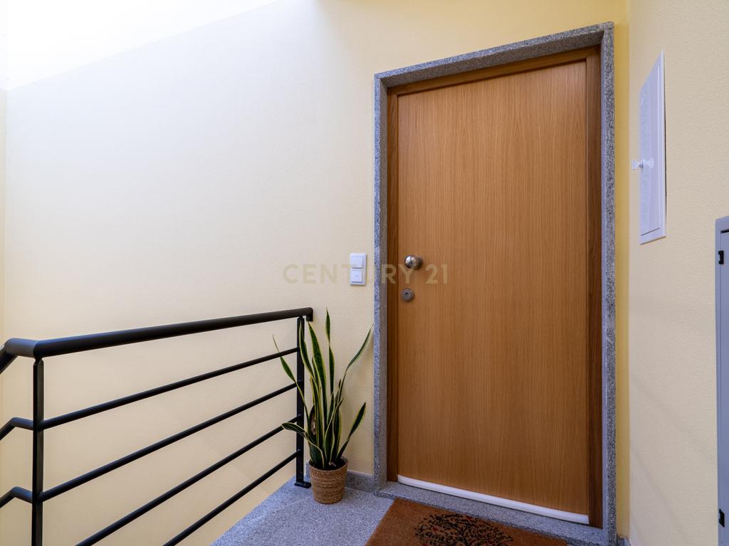 Apartamento T3 Moderno | 142 m² | Com Garagem | Construção de 2022 | Arganil - Image 15
