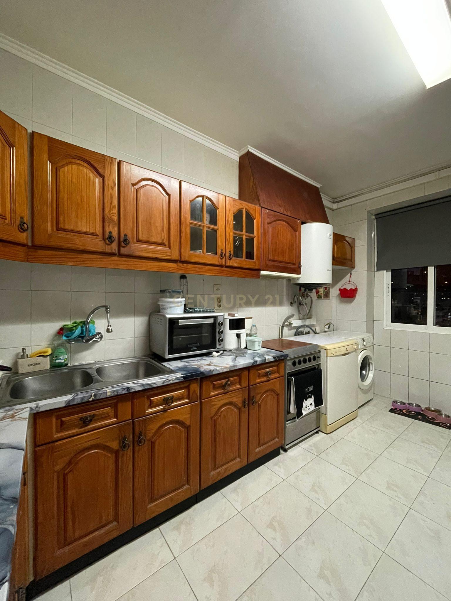 Fotografia 8 de Encantador Apartamento T1 + 1 em Queluz com vista Panorâmica 180