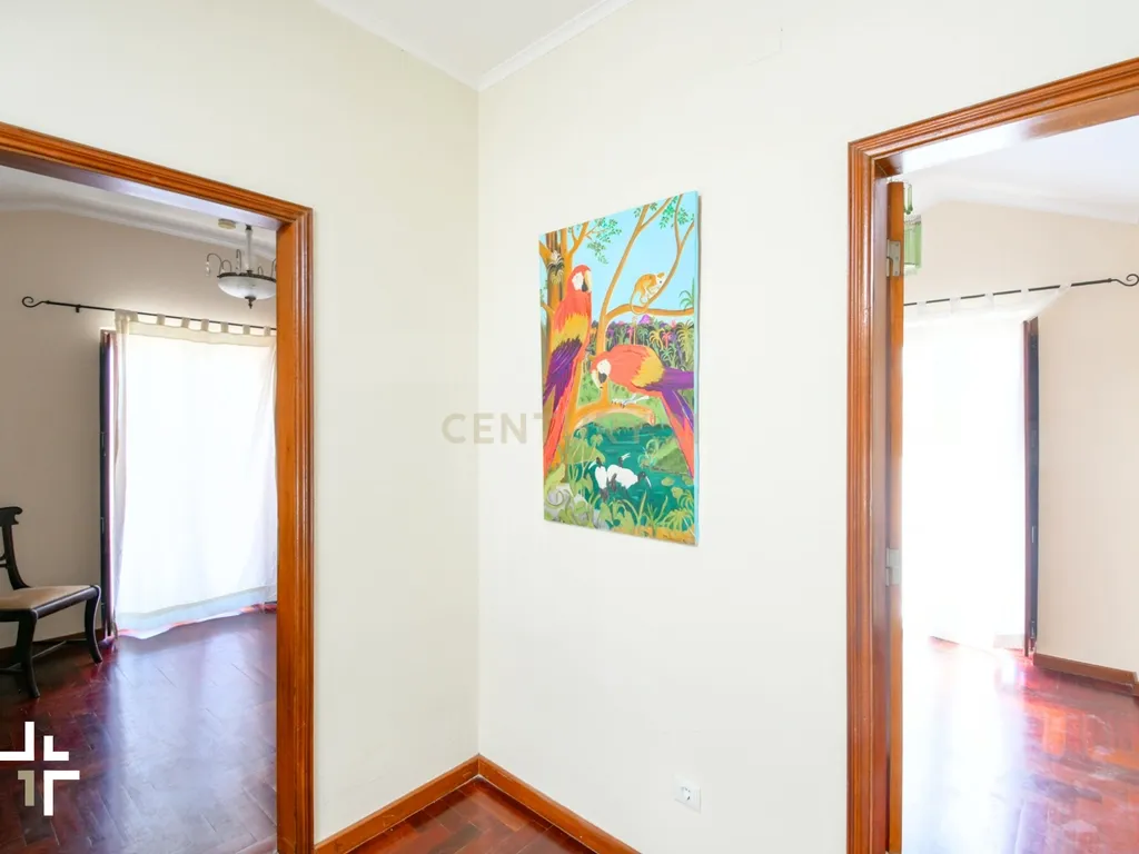 Moradia T2 com Jardim e Alpendres Exclusivos | São Pedro do Estoril - Image 33