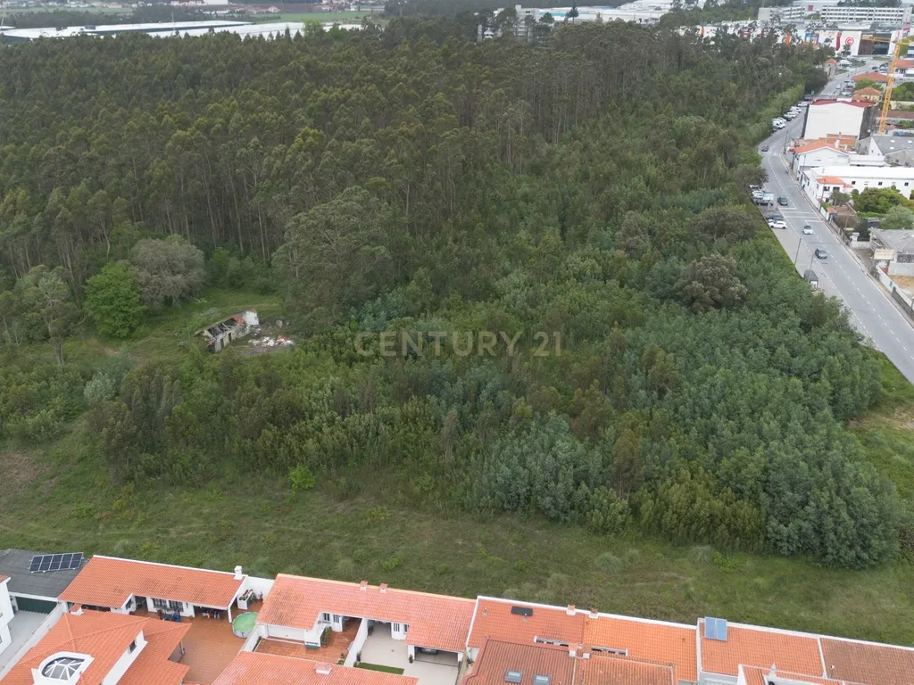 Terreno com Projeto de Loteamento Aprovado – Moreira, Maia - Image 3