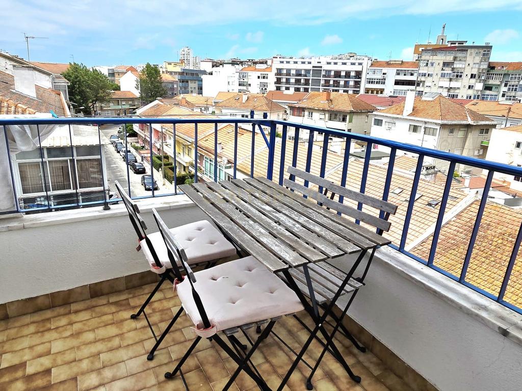 Apartamento T3 mobilado - Almada - Image 30