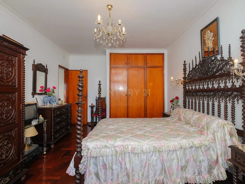 Uma moradia para viver, desfrutar e criar memórias na Parede - Image 22
