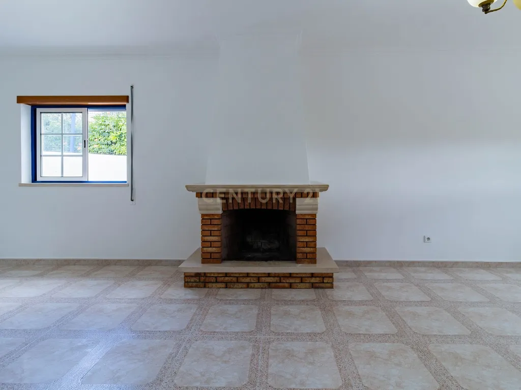 Excelente Moradia T3 na Burinhosa - Image 3