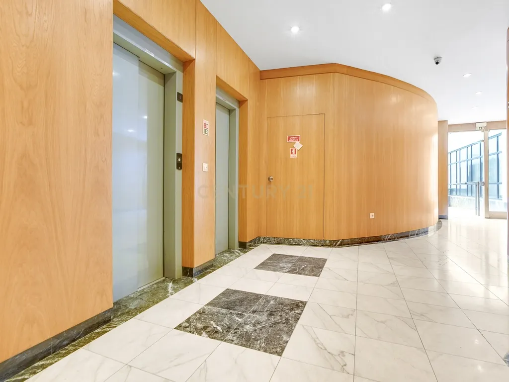 Apartamento T5 Duplex de Luxo para Arrendamento – Avenida do Brasil, Lisboa - Image 71