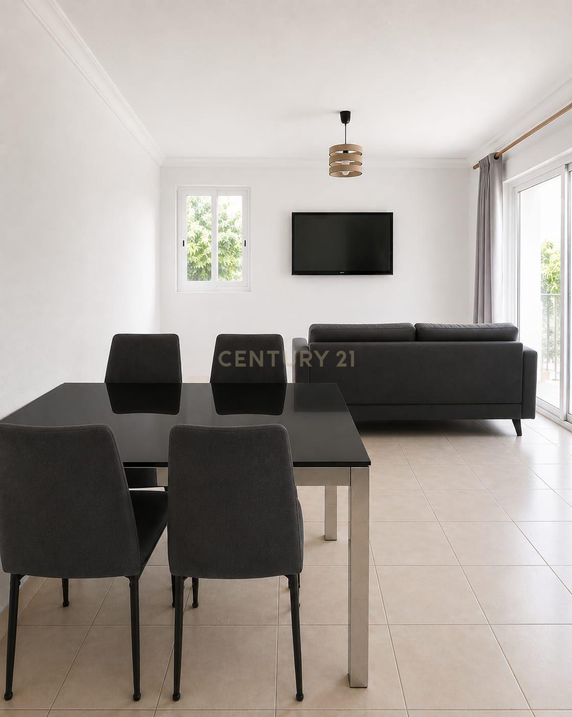 Fotografia 10 de Apartamento T2 em Guia, Albufeira - Oportunidade Única!
