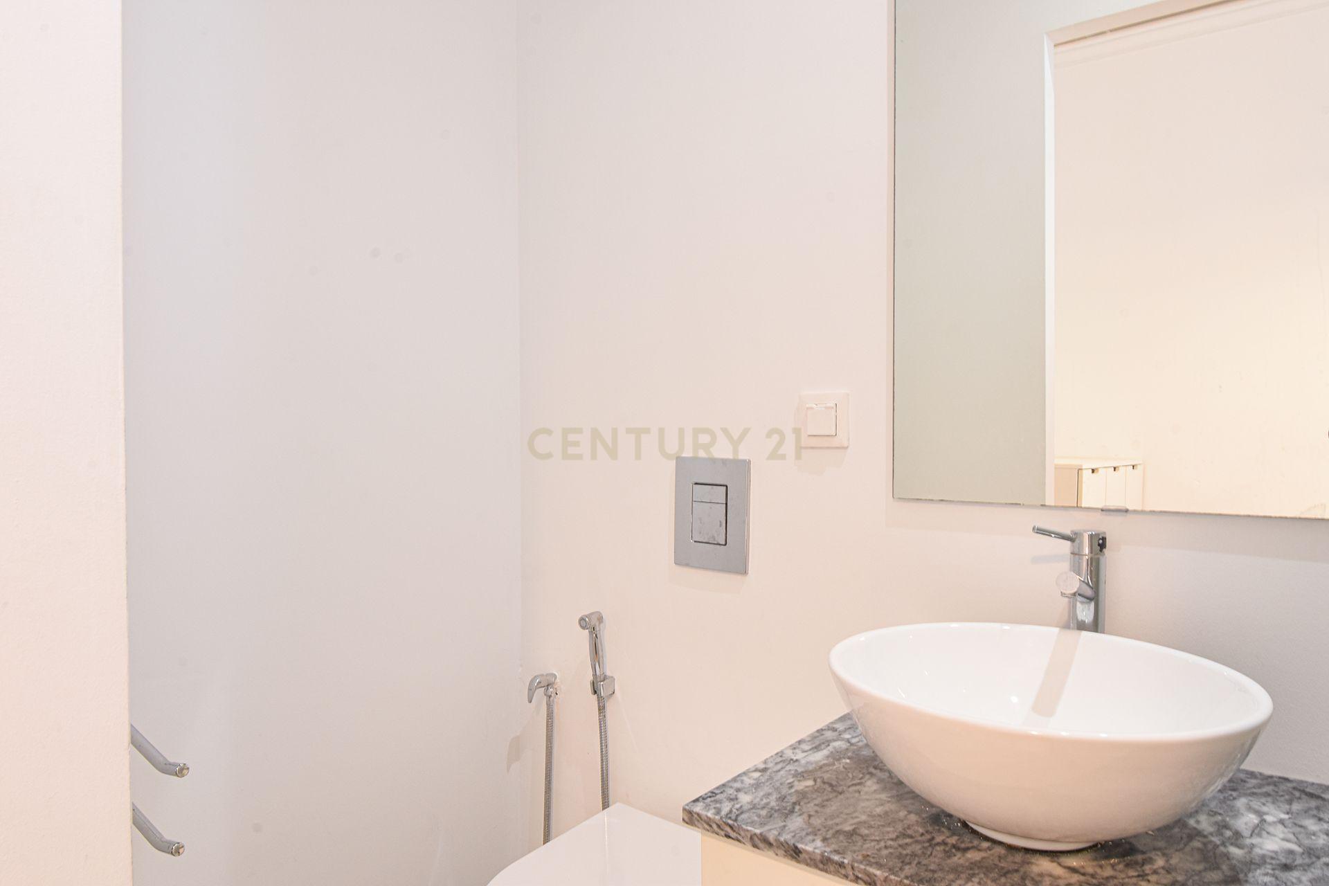 Apartamento T3 renovado com Licença AL - Lisboa - Image 25
