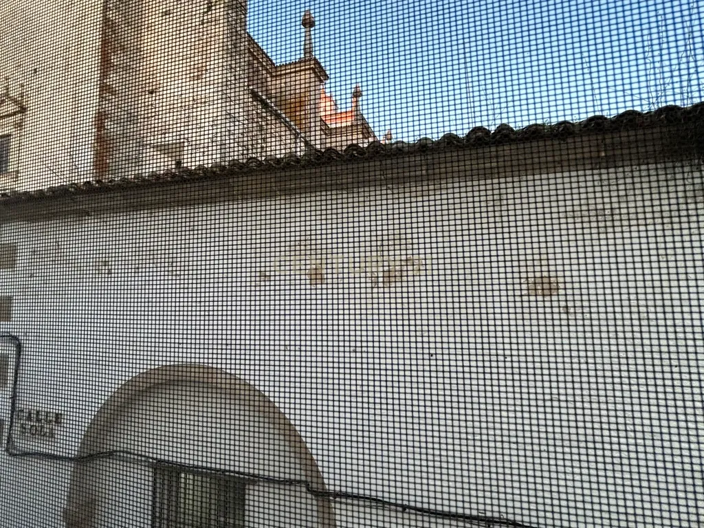 Edifício exclusivo com grande potencial numa das melhores zonas de Trujillo - Image 35