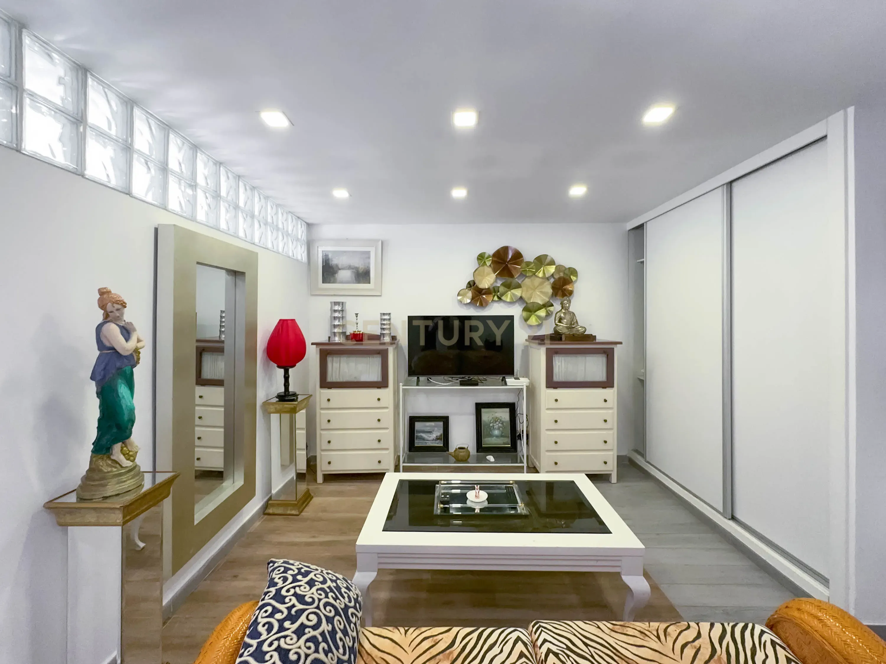 Venda de Apartamento com Amplos Terraços e Vista Panorâmica para o Mar em Torremolinos - Image 7