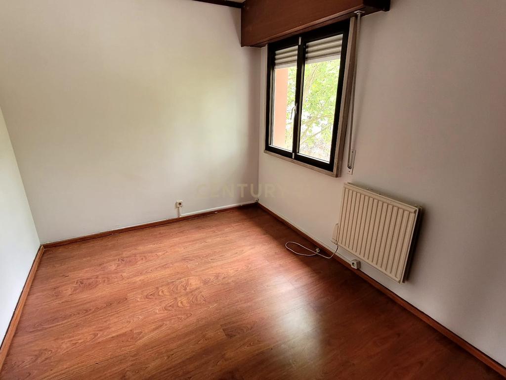 T3 Duplex para Arrendamento no Centro de Telheiras - Image 10