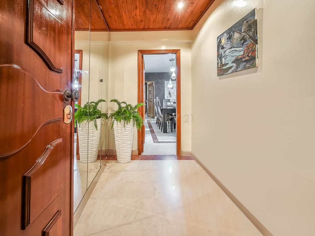 Apartamento T3 em Rinchoa/ Rio de Mouro - Image 7