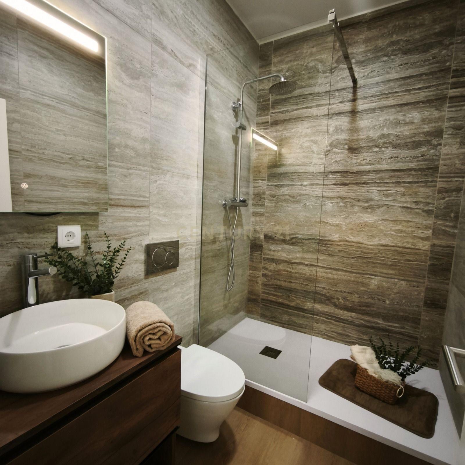 Fotografia 10 de Apartamento Renovado T3 em Benfica, Lisboa