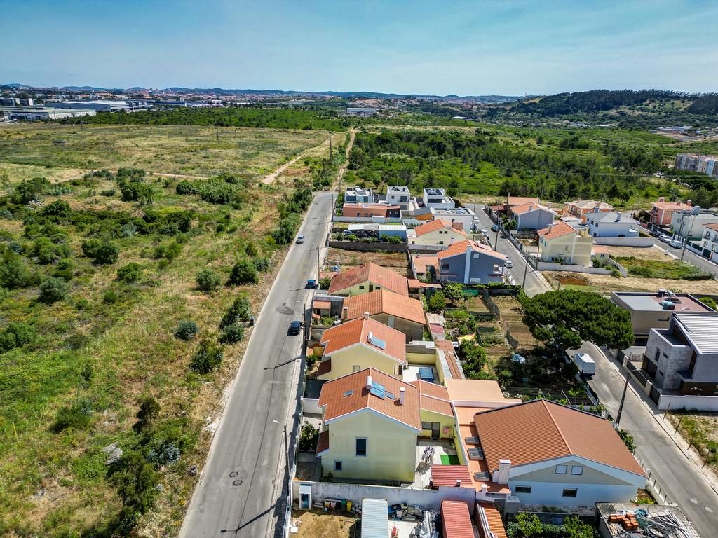 Moradia T4 Isolada Duplex com Box em Adroana, Alcabideche - Image 57