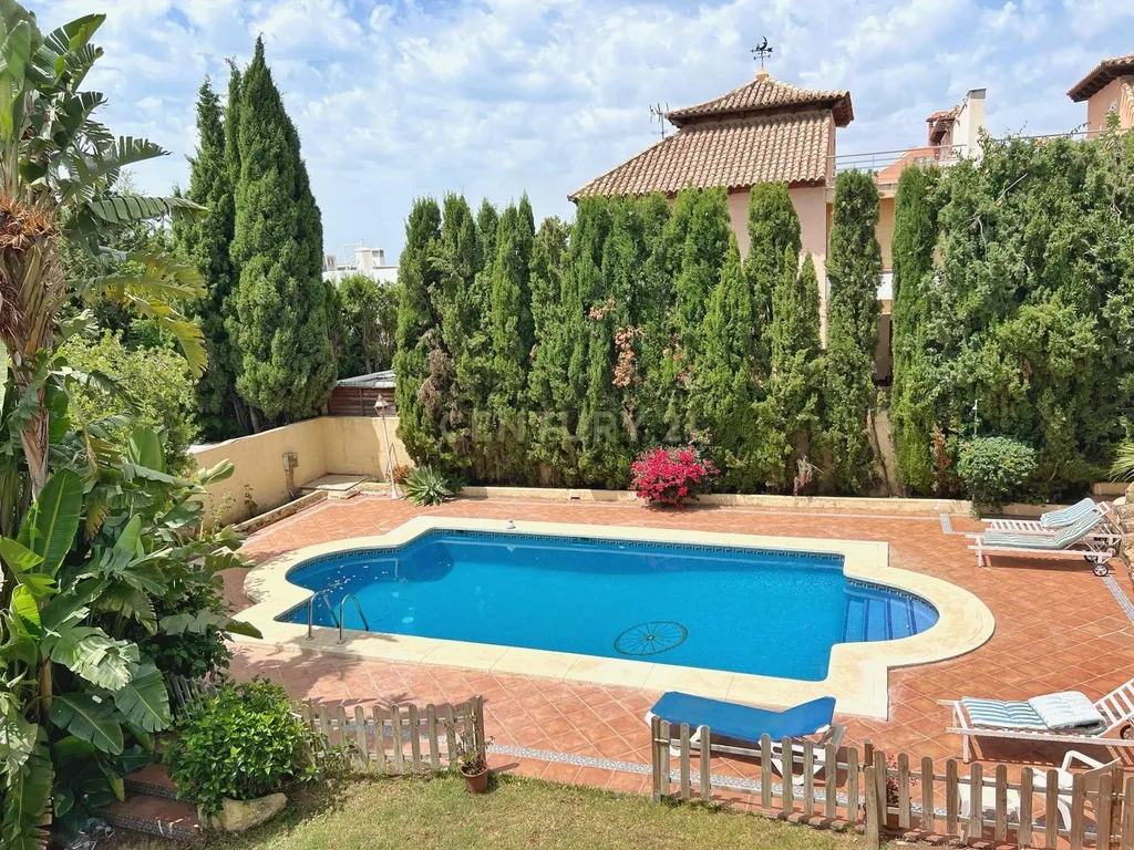 - Image 8