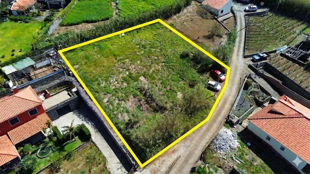 Fotografia 2 de Terreno Rústico com 1.050 m² na Fajã da Ovelha, Calheta – Madeira