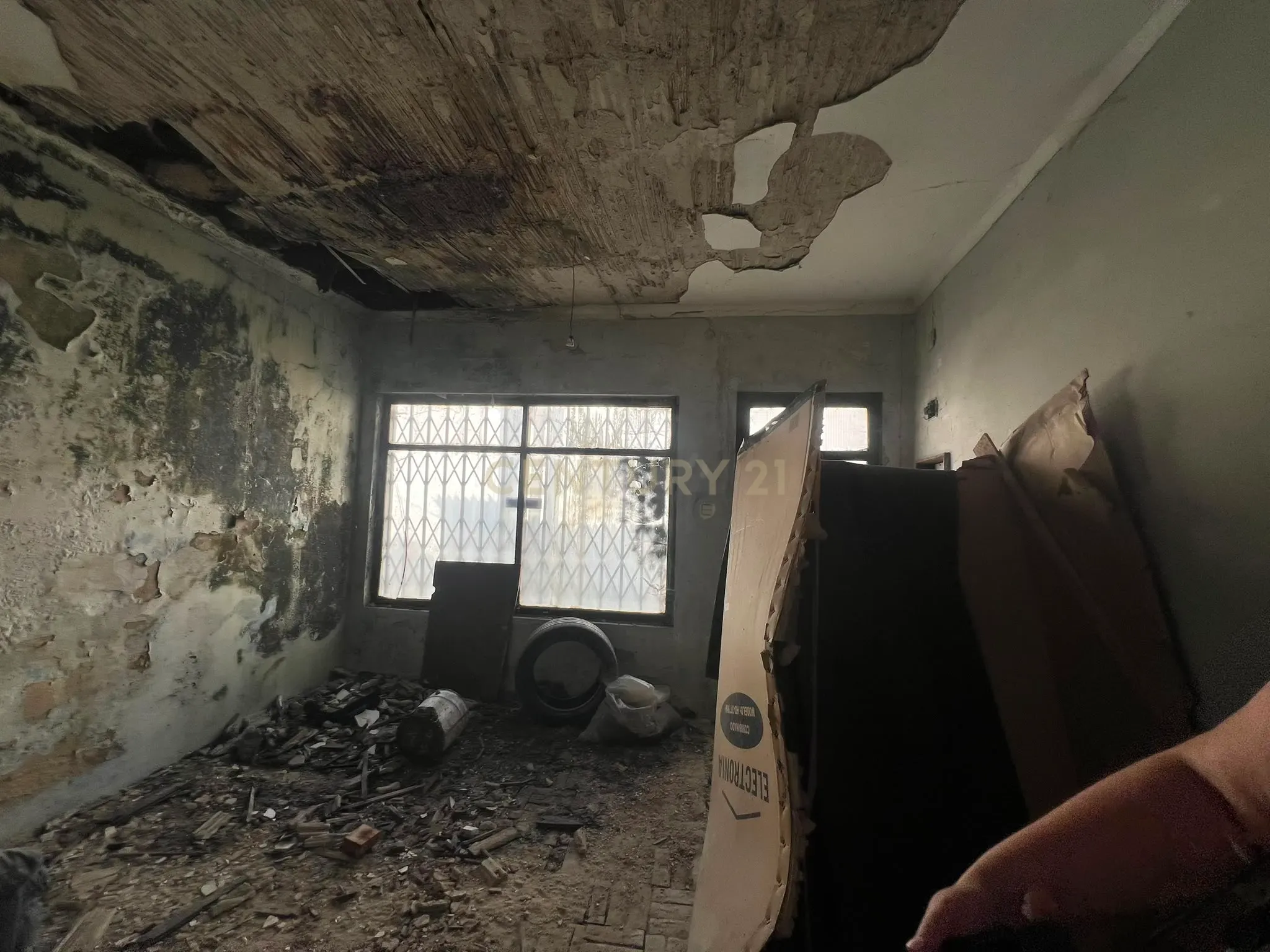 Fotografia 9 de Prédio para Reabilitação no Centro de Cacia, Aveiro