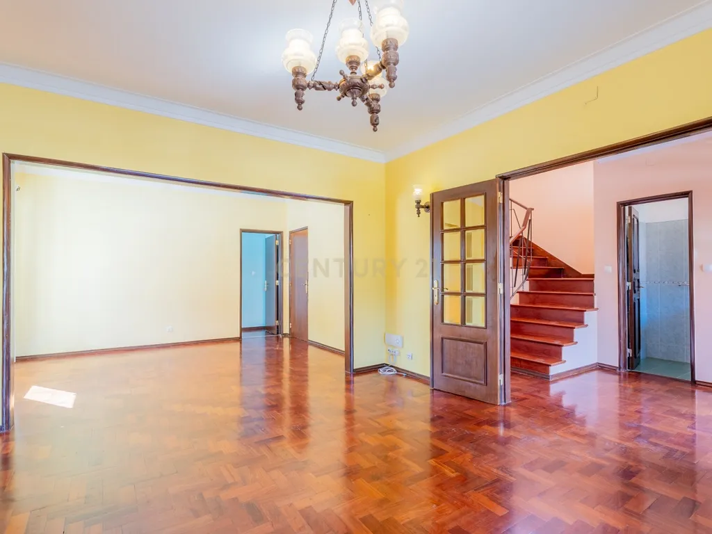 Moradia T4 com jardim no Bairro do Rosário, Cascais - Image 20