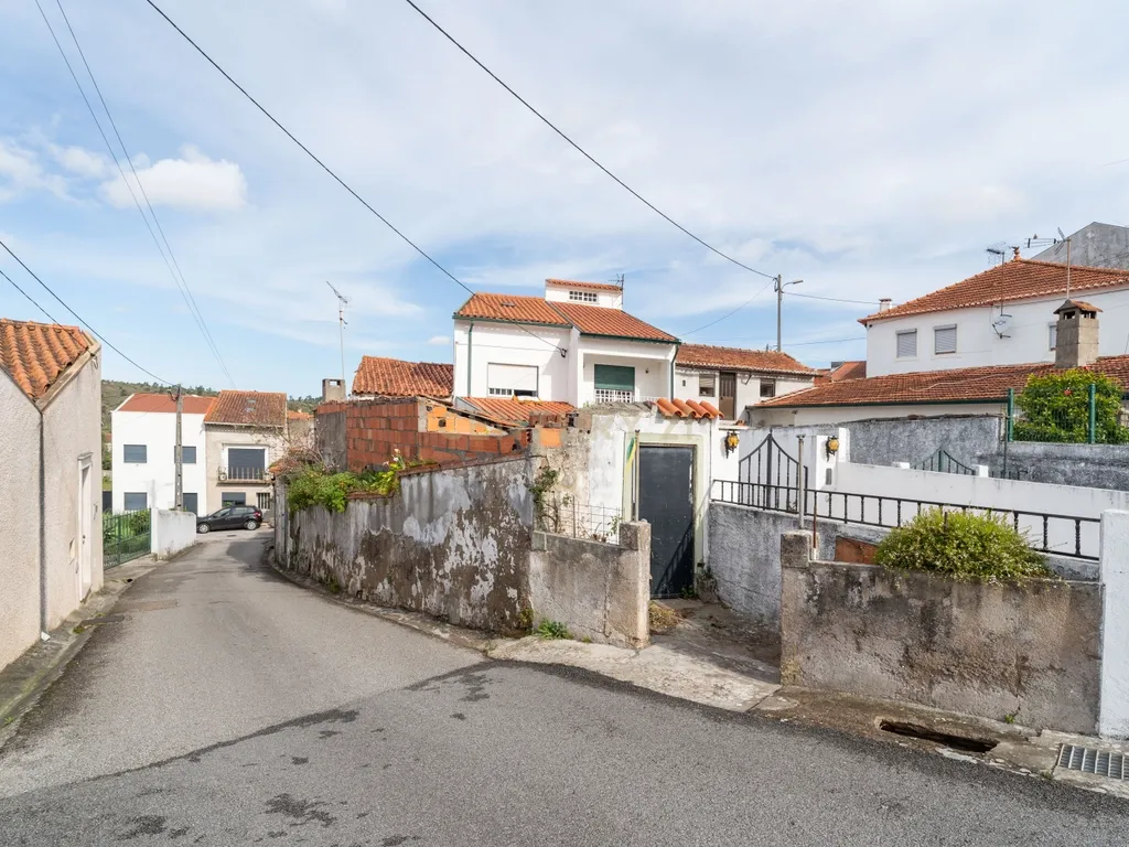 Moradia para recuperar – Brasfemes – Coimbra - Image 2