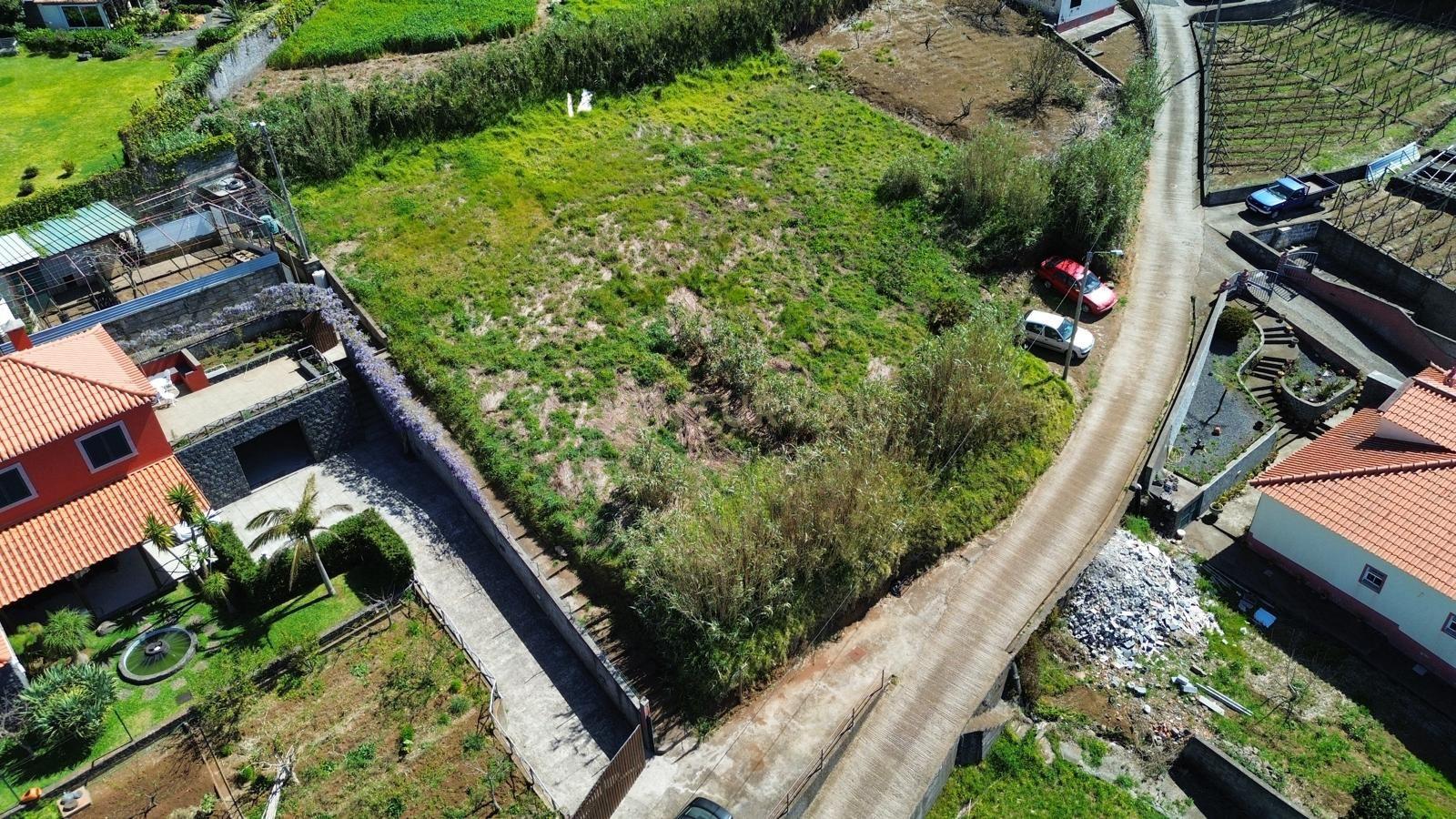 Fotografia 10 de Terreno Rústico com 1.050 m² na Fajã da Ovelha, Calheta – Madeira