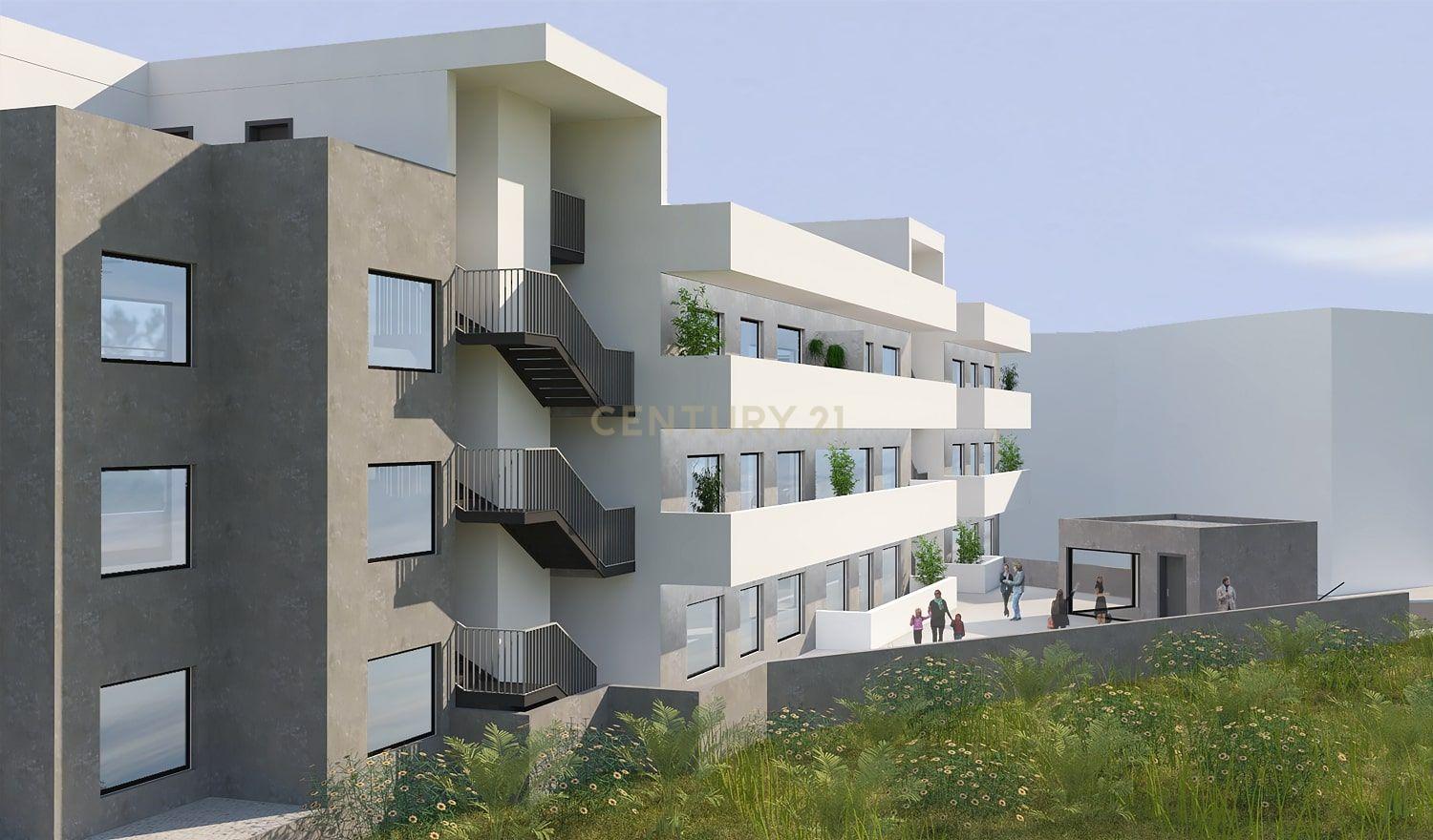 Apartamento T4 Top Floor com garagem em Box para 2 carros em Tavira - Image 9
