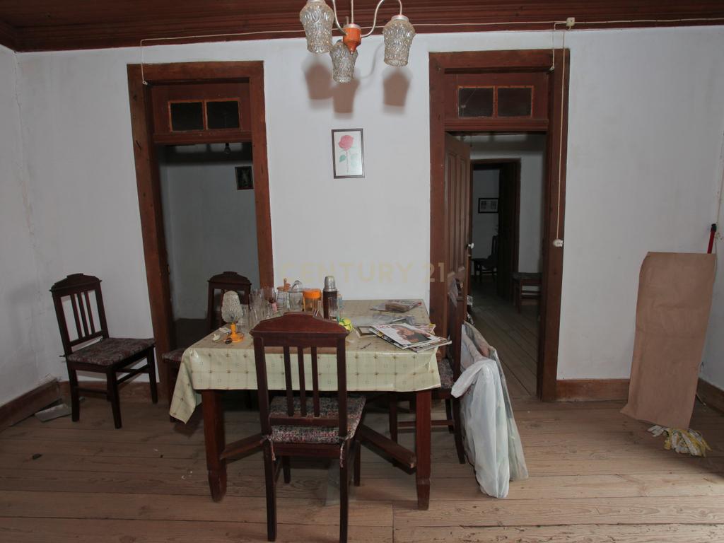 Moradia, Celeiro e Adega em Vilarelhos - Alfândega da Fé - Image 13