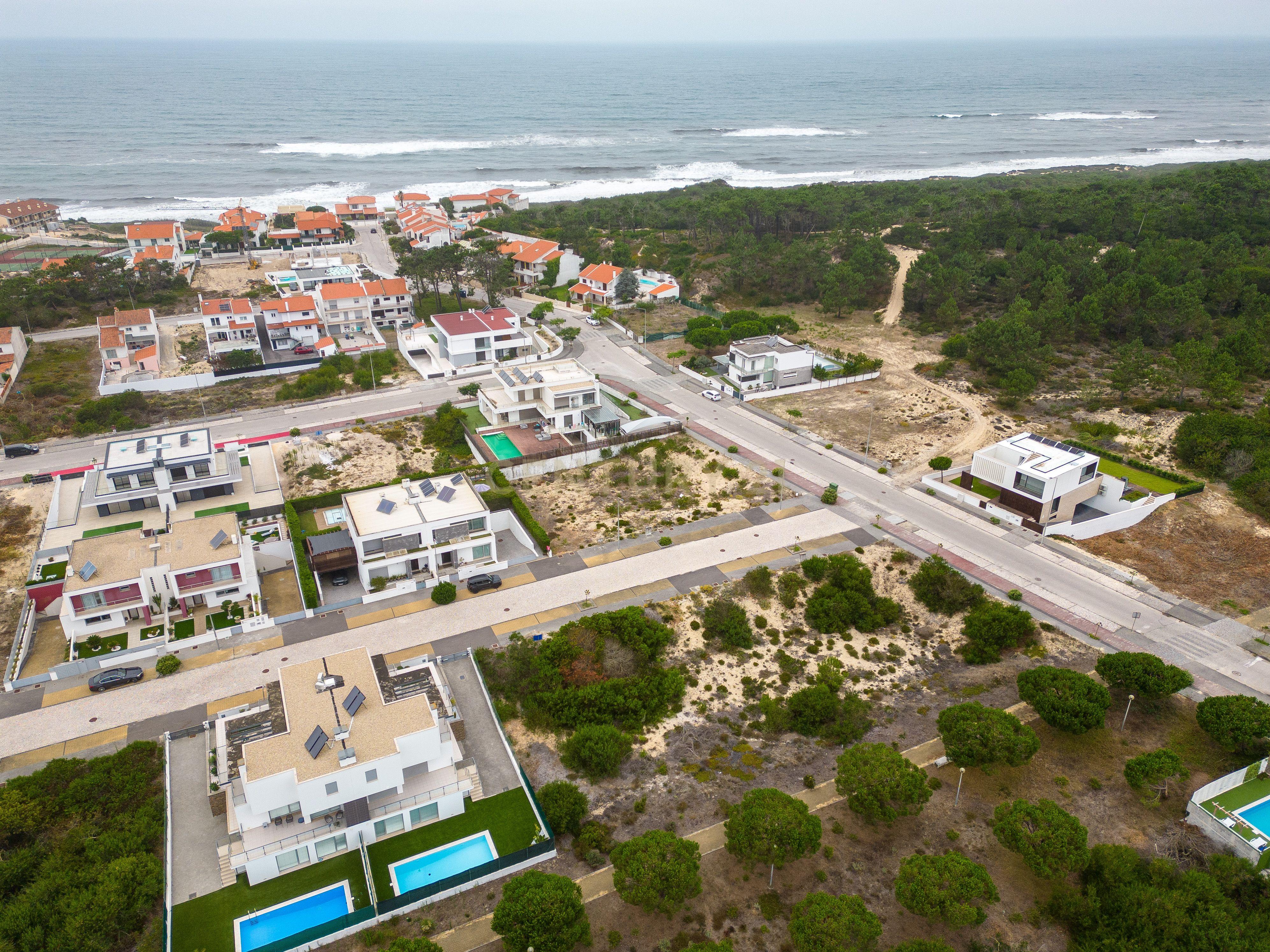 Excelente lote para construção à beira mar - Image 9