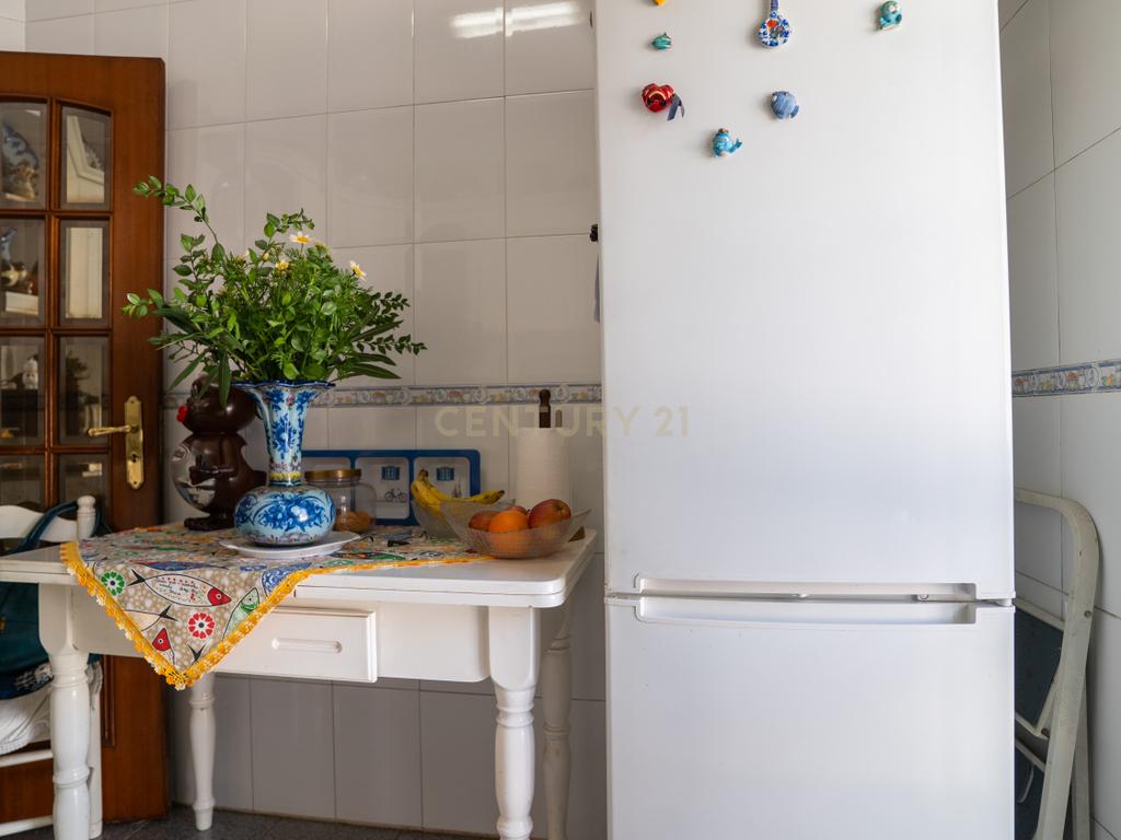 Moradia T3 – Caselas - Restelo - Image 27