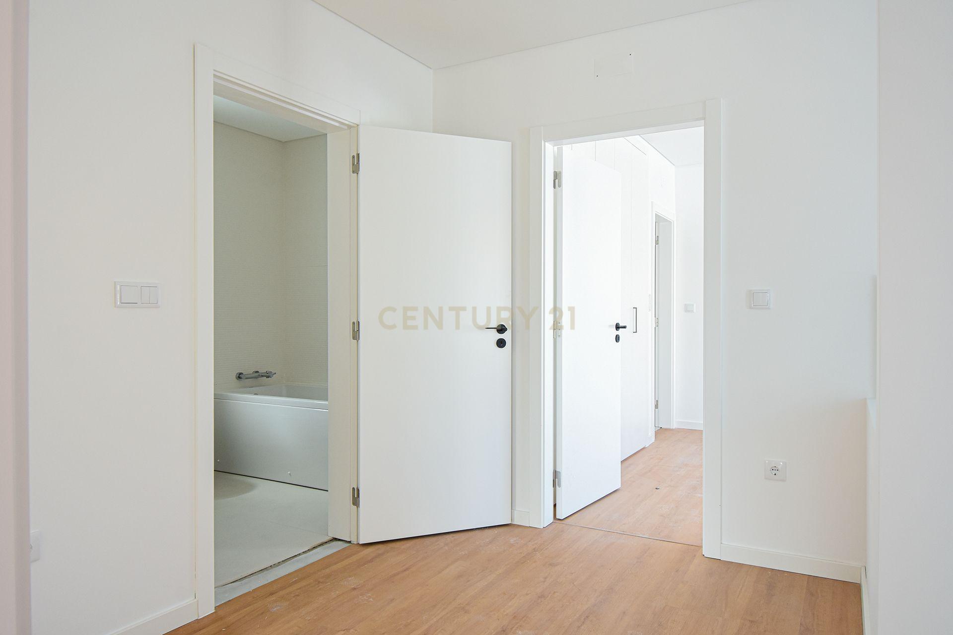 Moradia Isolada T3 - Loures - Image 17