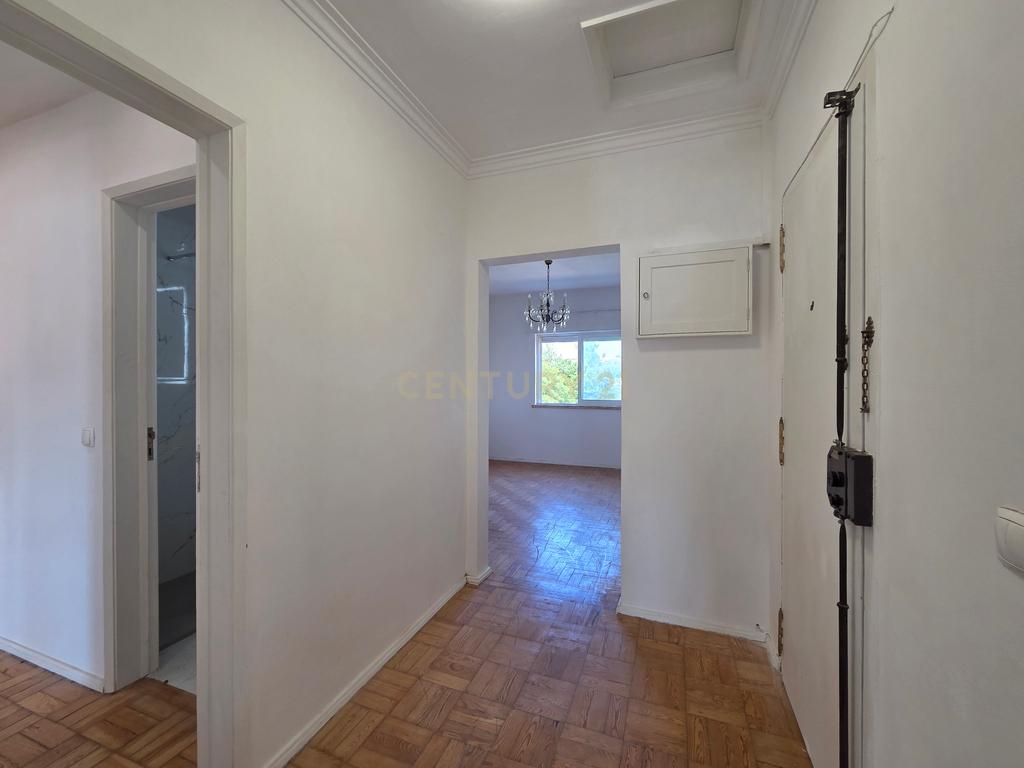 Apartamento T3 Renovado na Parede - Image 17