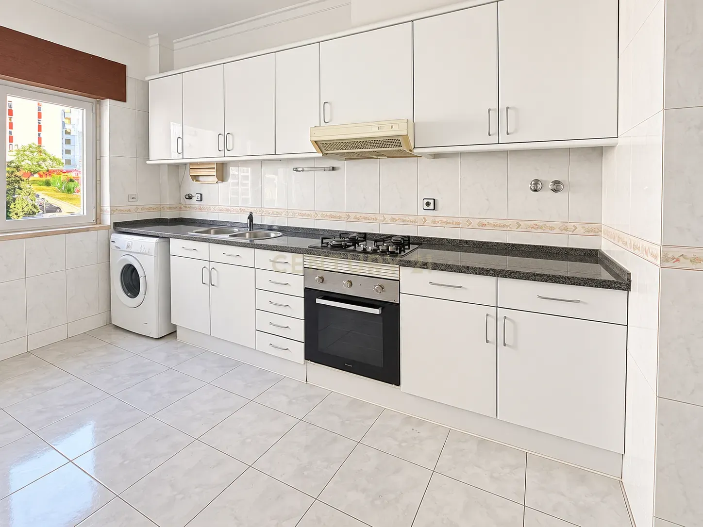 Apartamento T2 à venda em Massamá e Monte Abraão, Sintra — foto 12