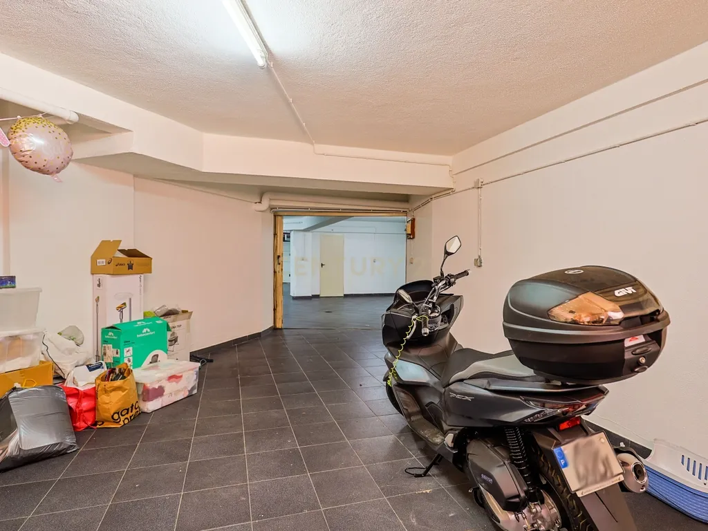 Apartamento T2 nas Quintinhas, Charneca de Caparica, com Terraço e Garagem - Image 29