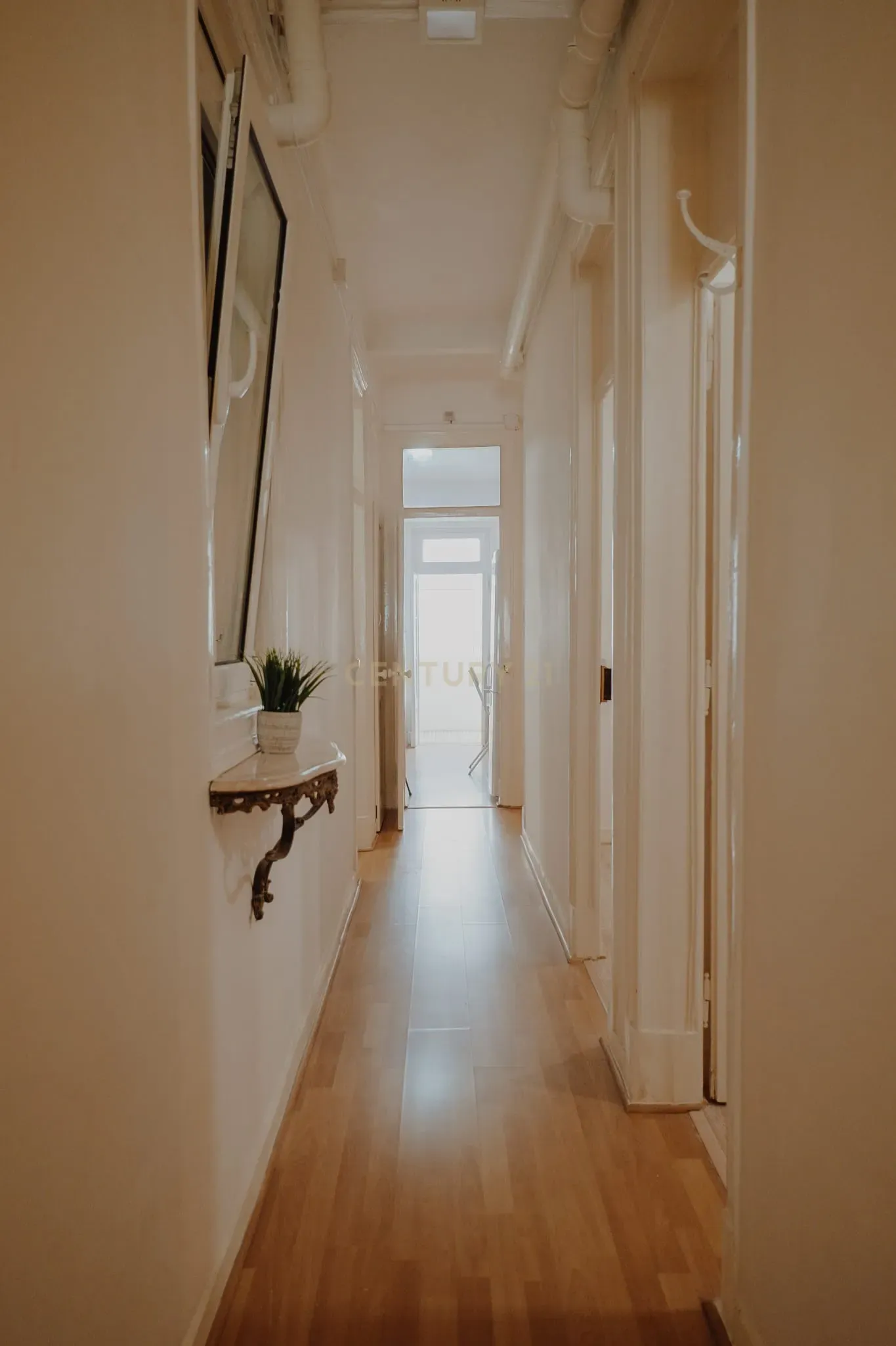Fotografia 6 de Alto Potencial de Rendimento | Apartamento Remodelado e Mobilado | Rua Andrade, Lisboa