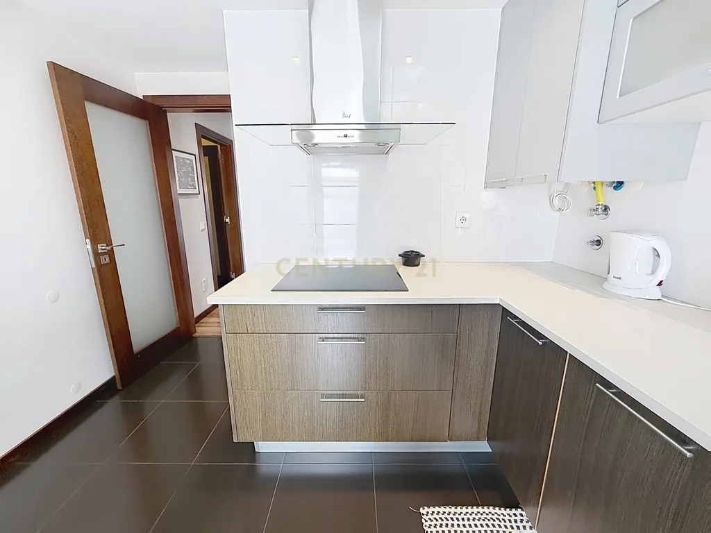 Apartamento T2 em Nazaré, Leiria - Perto da Praia e Comércio - Image 23