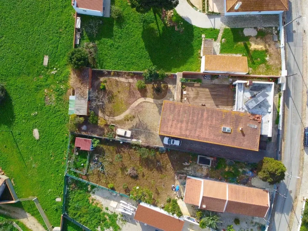 Moradia T5 Isolada, com Dois Pisos, Elevador e Terraço, com 800m2 de Terreno , na Quinta do Anjo, Palmela - Image 56