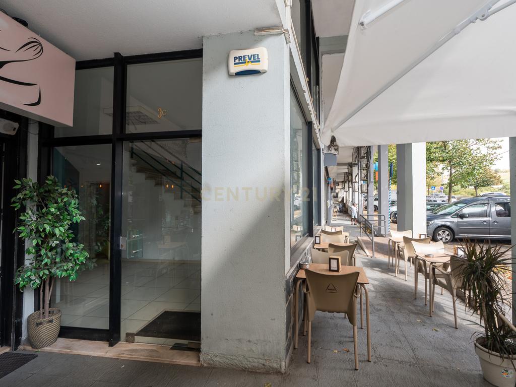 **Fantástica loja de dois pisos em Linda a Velha** - Image 7